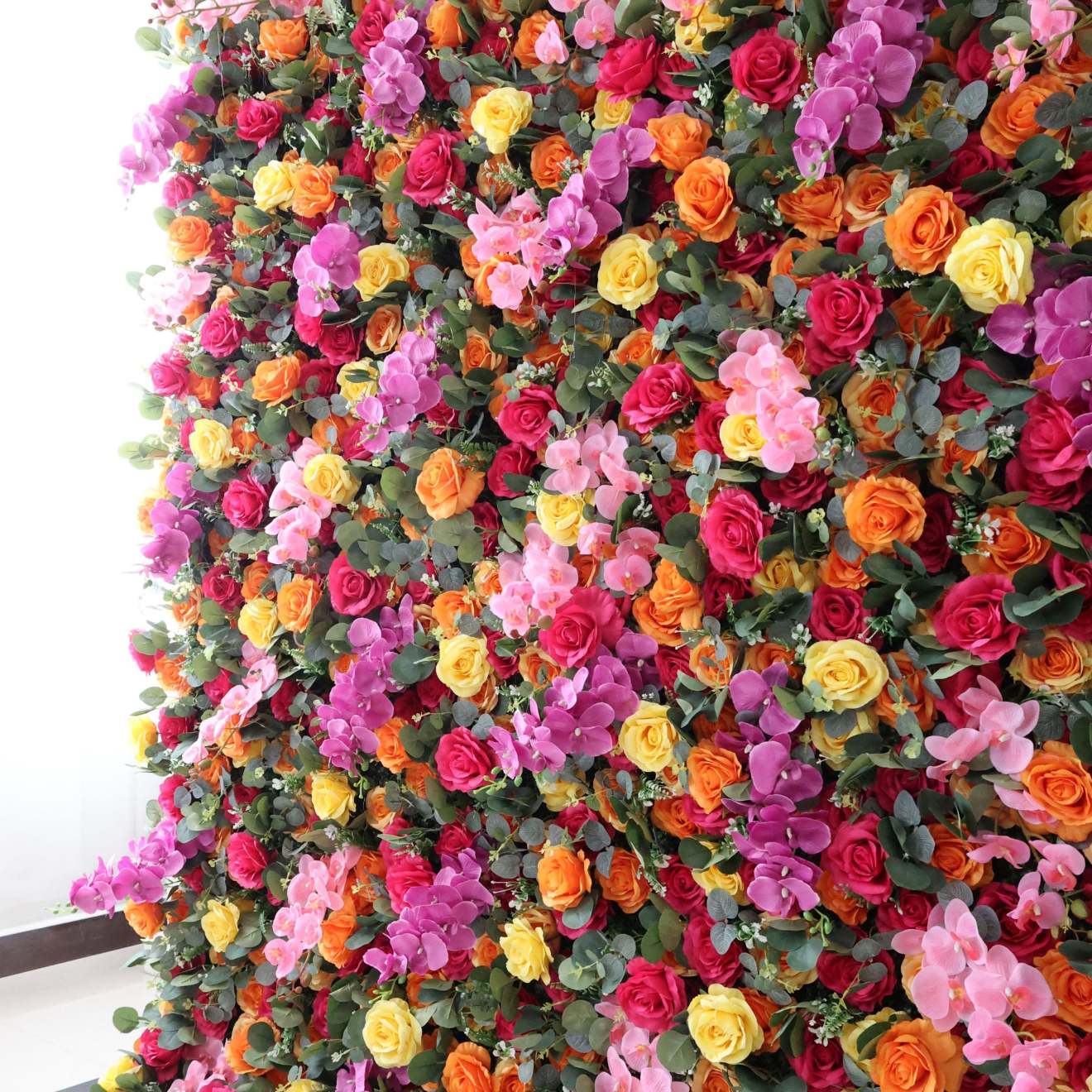 Baiser Volé Scented Flower Wall